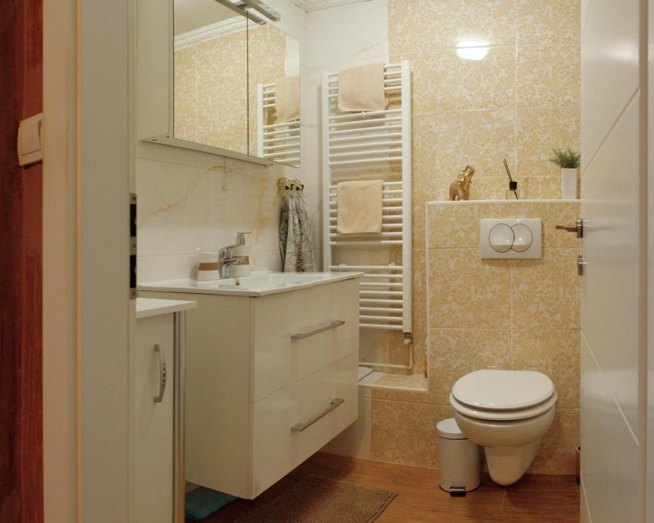 Sunny Day -Arena Zagreb , 2 Bathrooms, 102M², ห้อง รูปภาพ